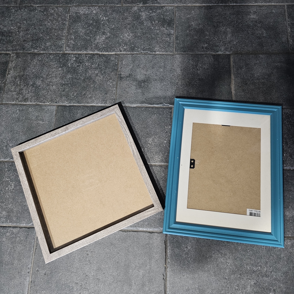 Elegant Blue and Gray Picture Frame Set